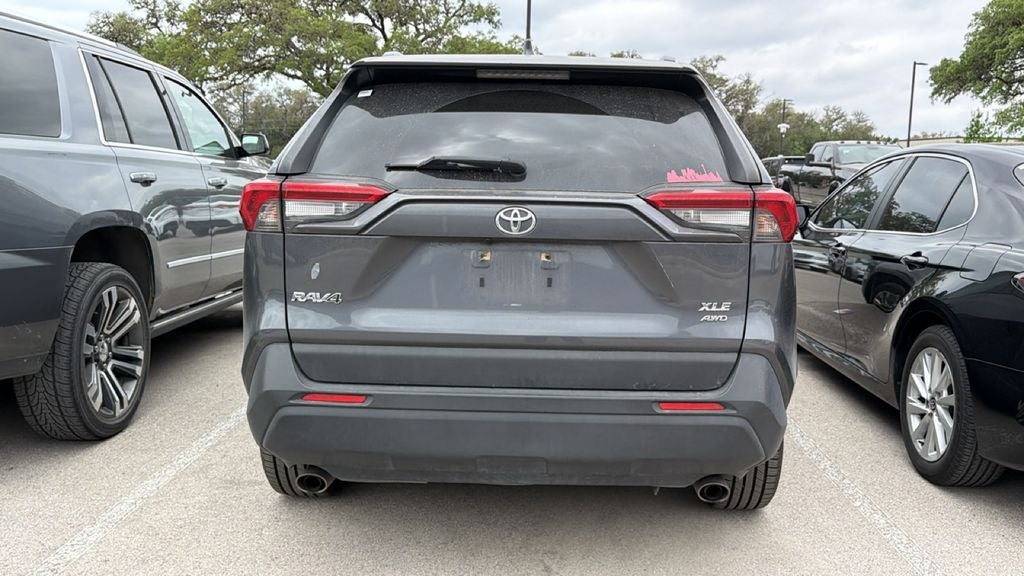 2019 Toyota RAV4 XLE Premium