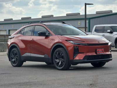 2026 Toyota C-HR SE