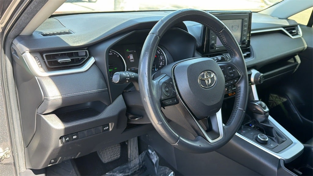 2022 Toyota RAV4 Hybrid XLE Premium