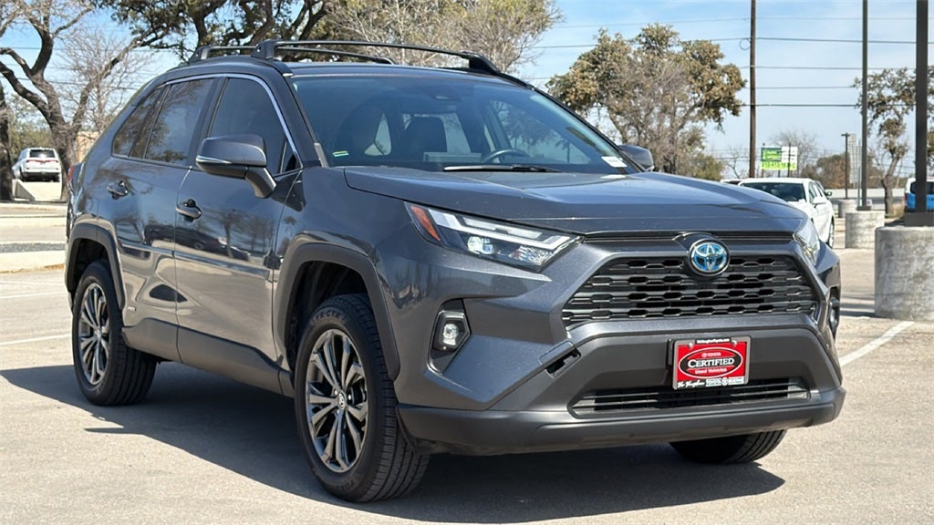 2022 Toyota RAV4 Hybrid XLE Premium