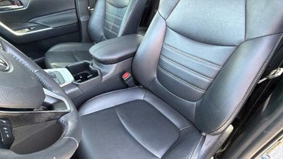 2022 Toyota RAV4 Hybrid XLE Premium