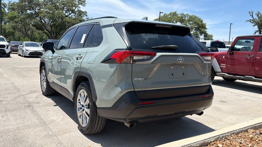 2021 Toyota RAV4 XLE Premium