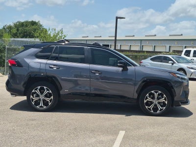 2025 Toyota RAV4 XSE