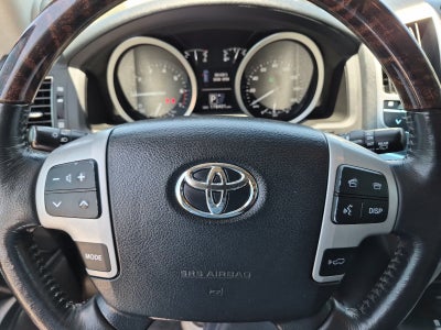 2015 Toyota Land Cruiser Base