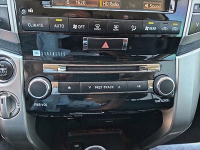 2015 Toyota Land Cruiser Base