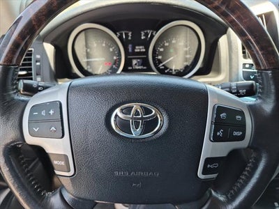 2015 Toyota Land Cruiser Base