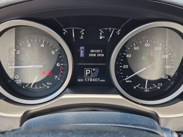 2015 Toyota Land Cruiser Base