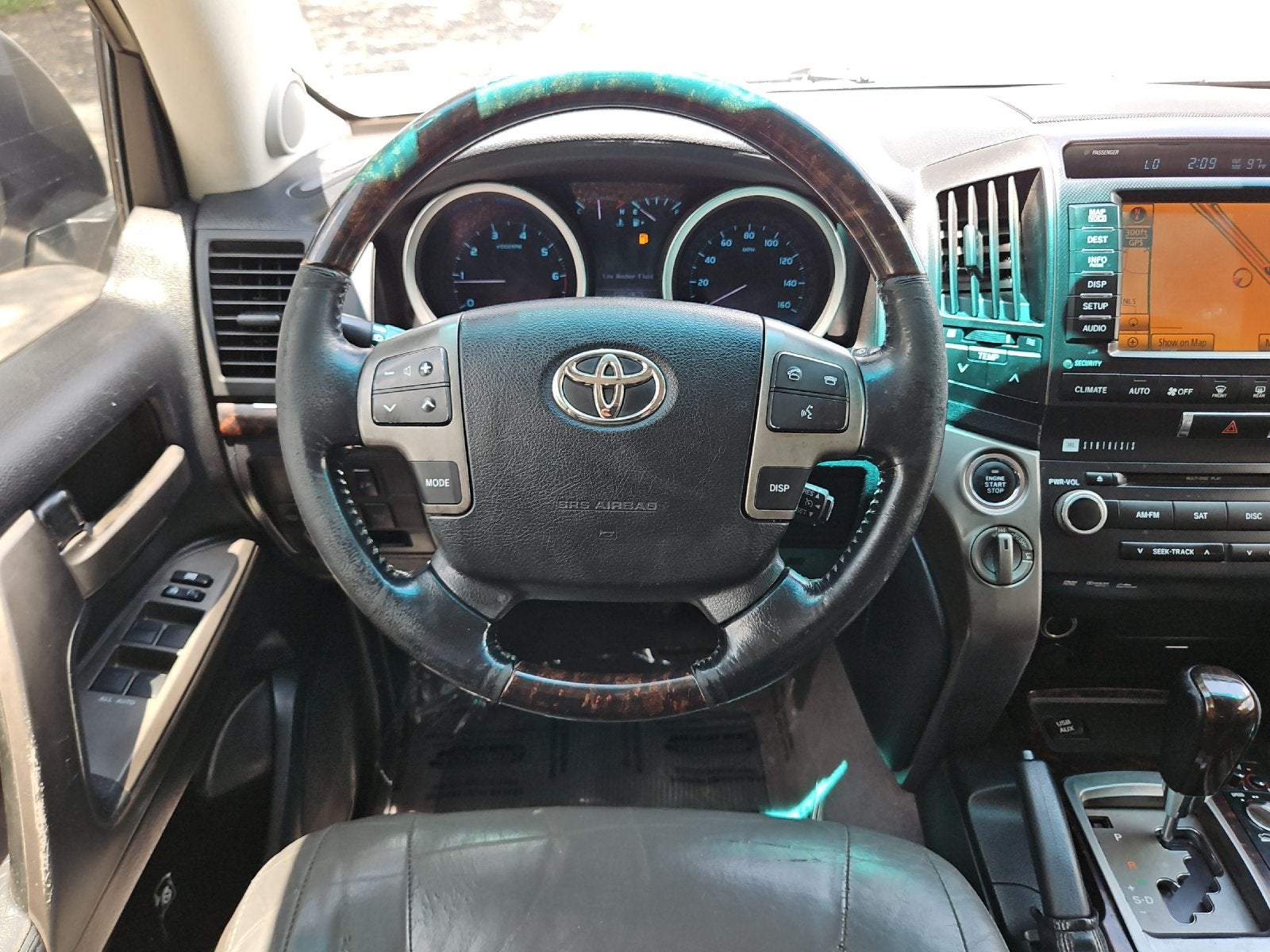 2011 Toyota Land Cruiser Base