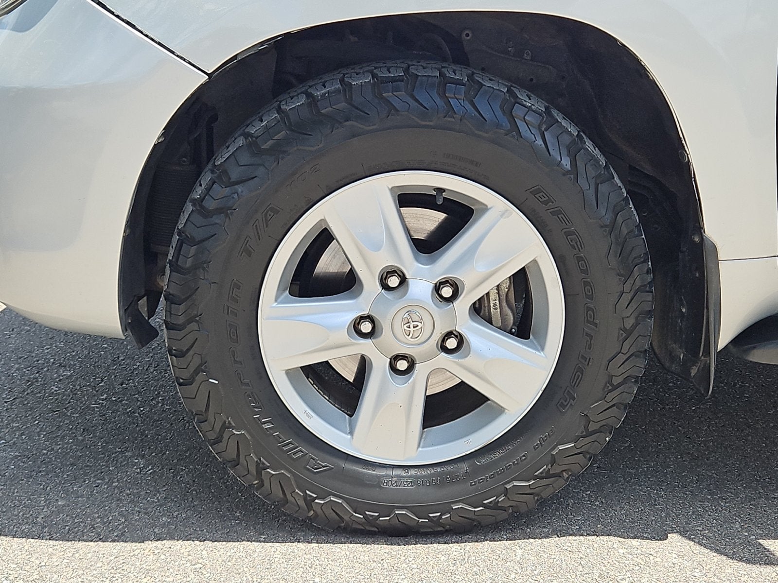 2011 Toyota Land Cruiser Base