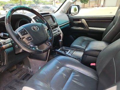 2011 Toyota Land Cruiser Base