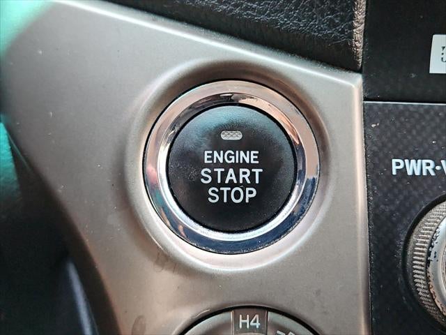 2011 Toyota Land Cruiser Base