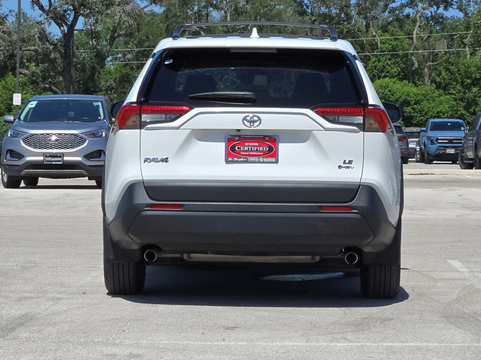 2025 Toyota RAV4 LE