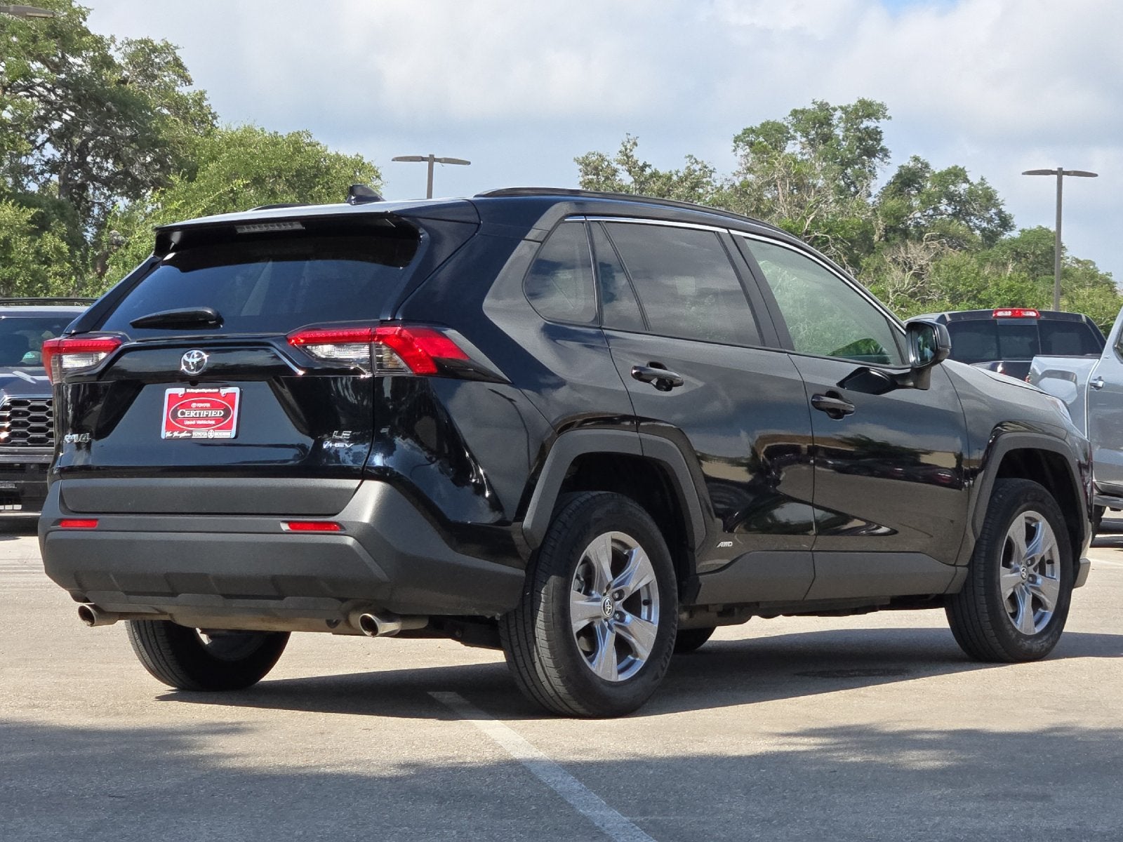 2025 Toyota RAV4 LE
