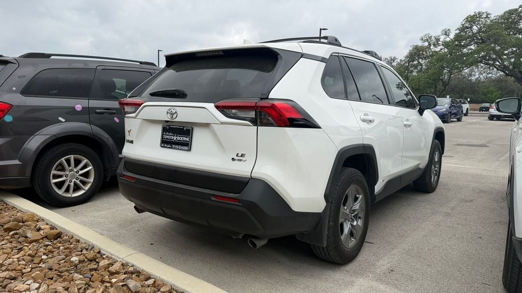 2025 Toyota RAV4 Hybrid LE