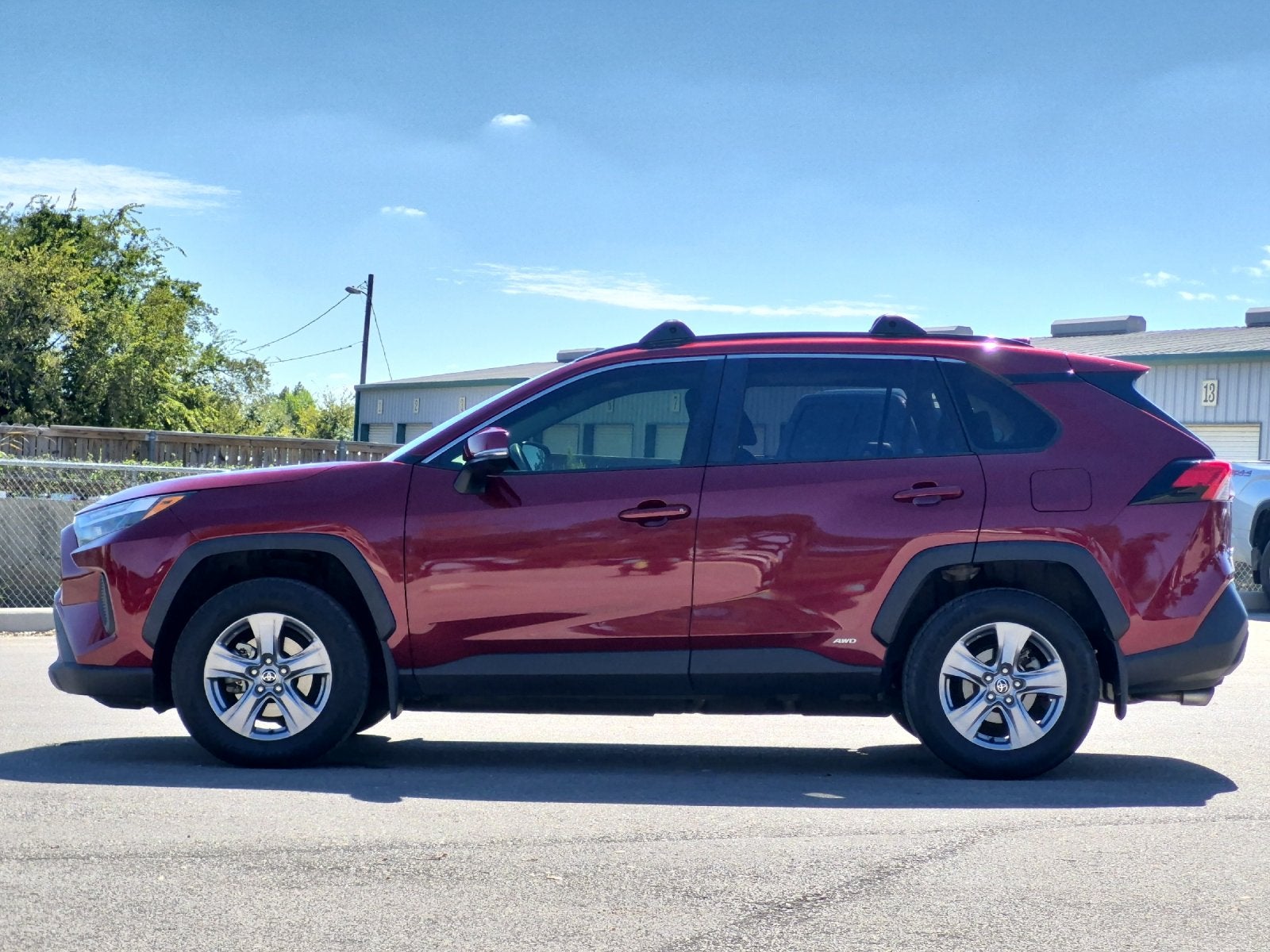 2022 Toyota RAV4 Hybrid XLE