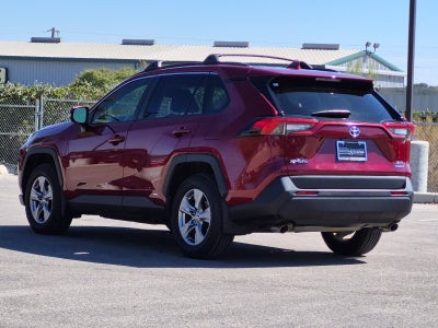 2022 Toyota RAV4 Hybrid XLE