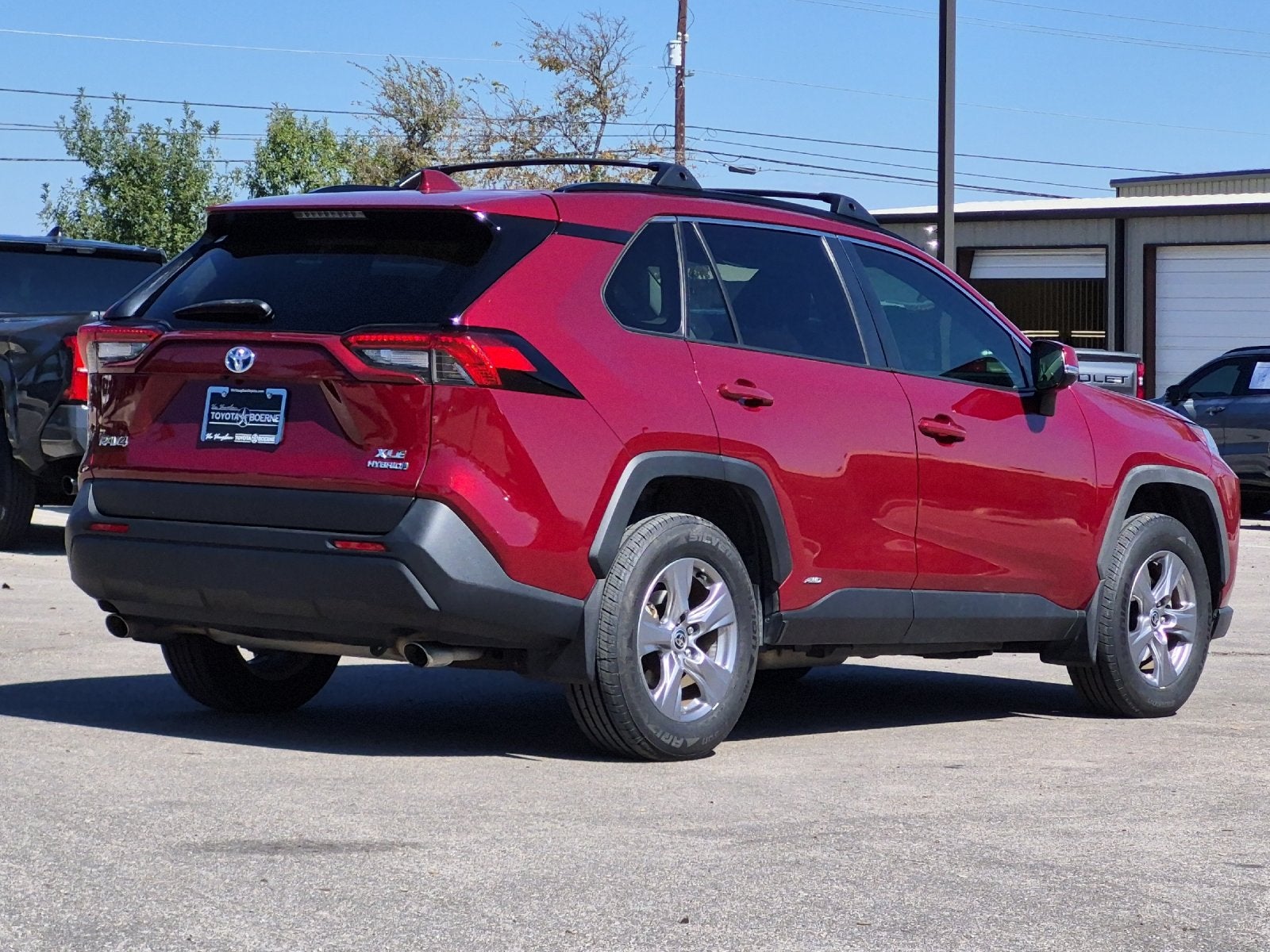 2022 Toyota RAV4 Hybrid XLE