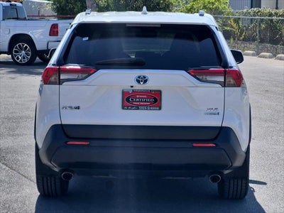 2022 Toyota RAV4 Hybrid XLE