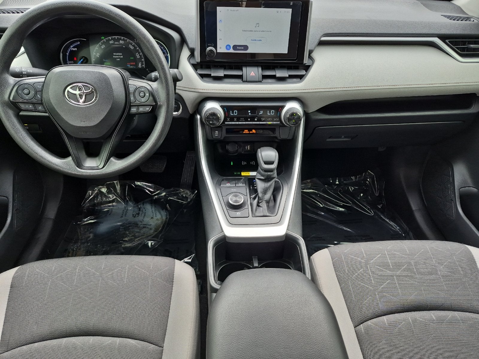 2025 Toyota RAV4 Hybrid XLE