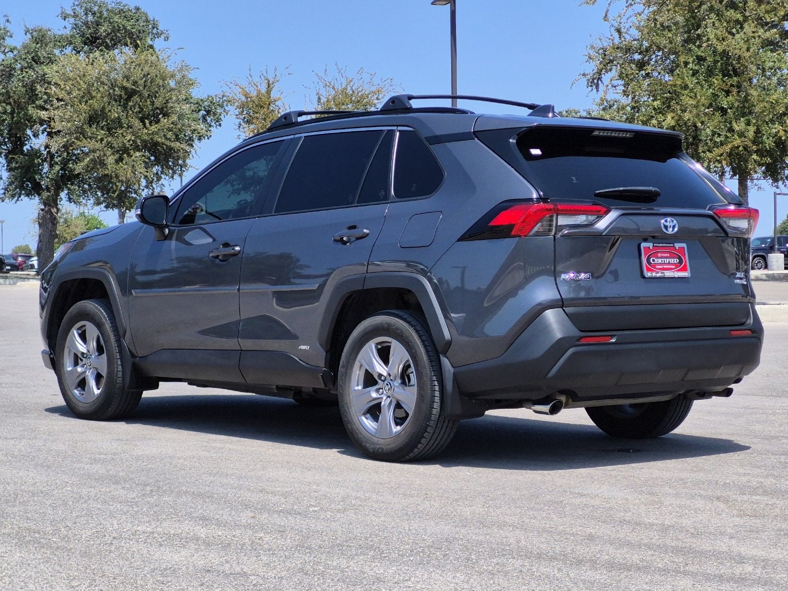 2024 Toyota RAV4 Hybrid XLE