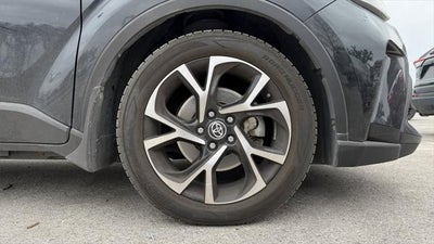 2020 Toyota C-HR XLE