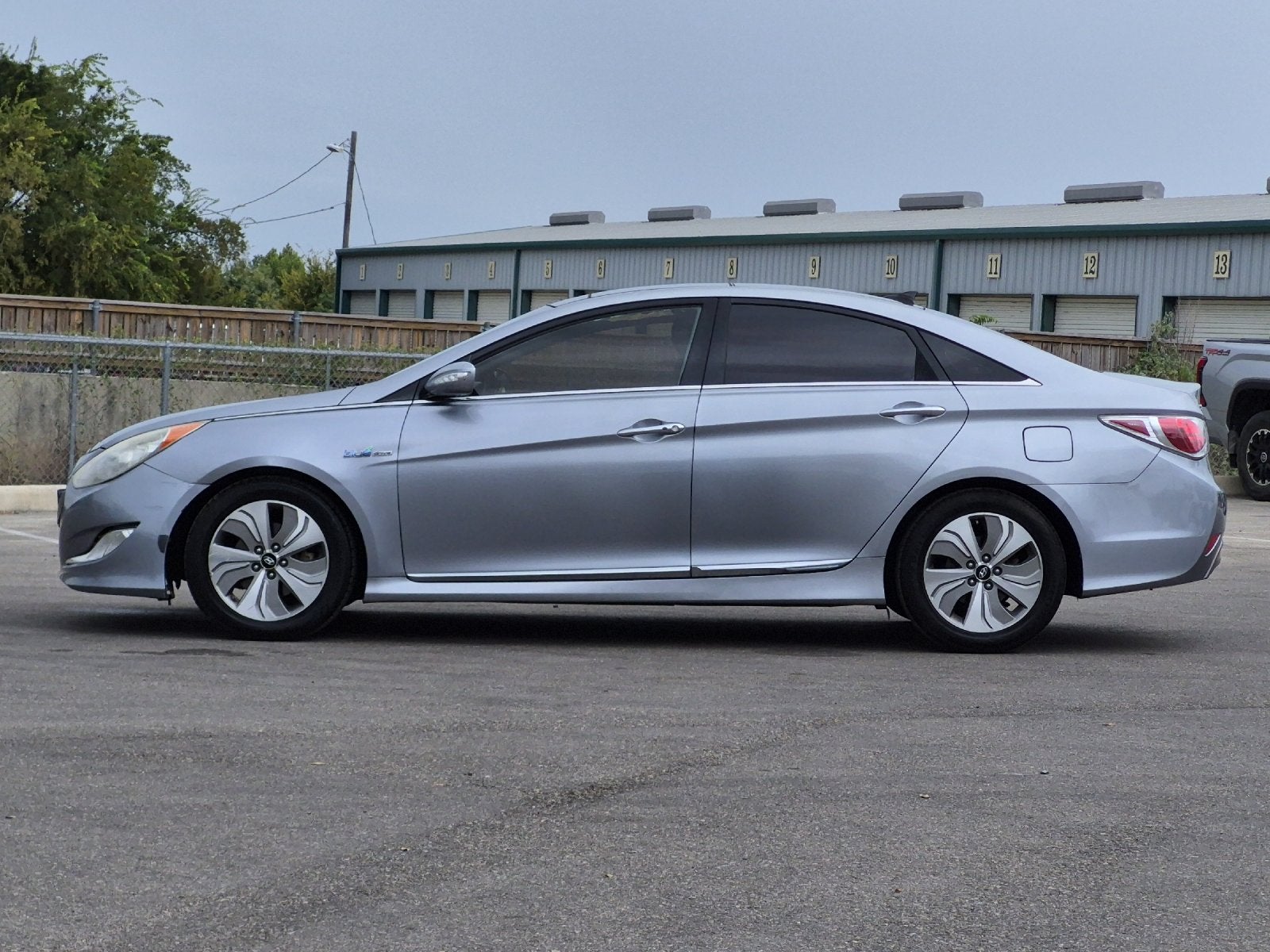 Used 2015 Hyundai Sonata Hybrid Limited with VIN KMHEC4A43FA121013 for sale in Boerne, TX