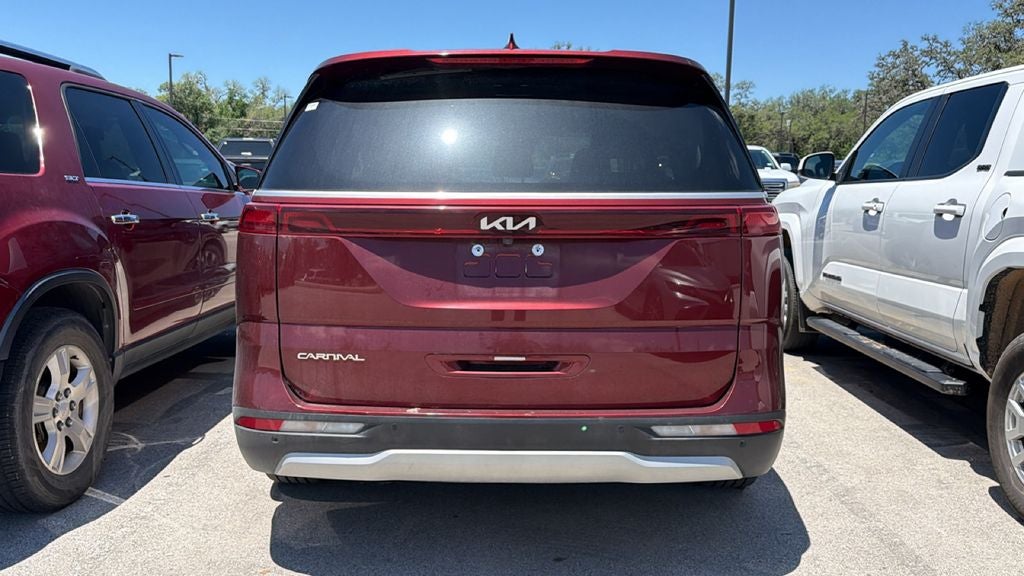 2024 Kia Carnival EX