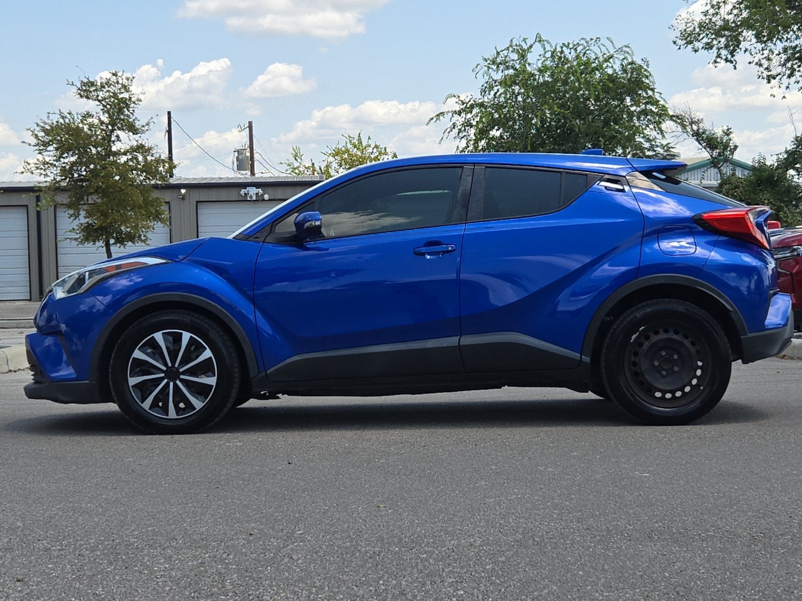 2019 Toyota C-HR LE