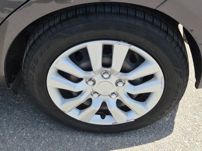 2015 Toyota Yaris L