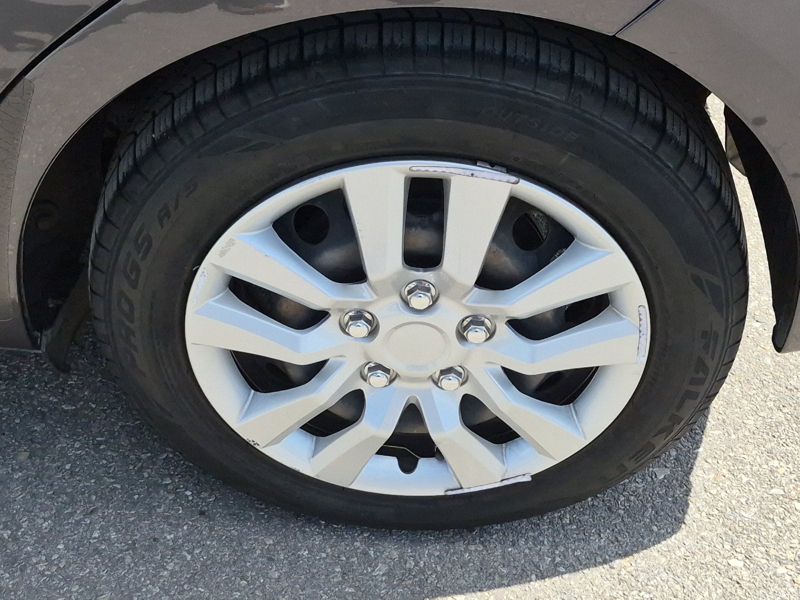2015 Toyota Yaris L