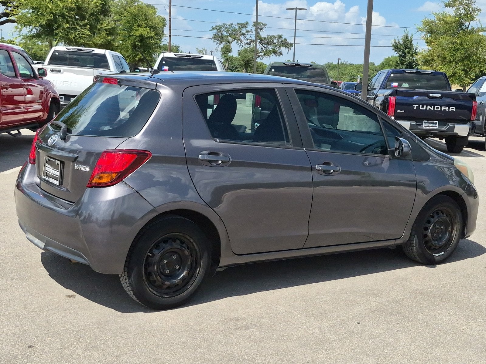 2015 Toyota Yaris L