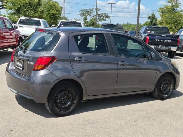 2015 Toyota Yaris L
