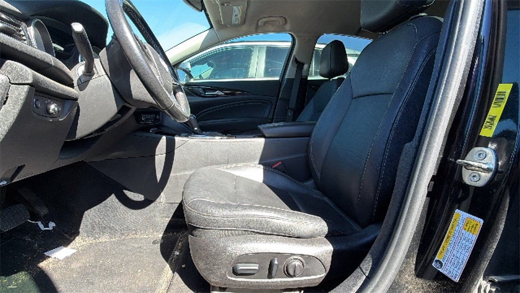 2018 Buick Regal Essence