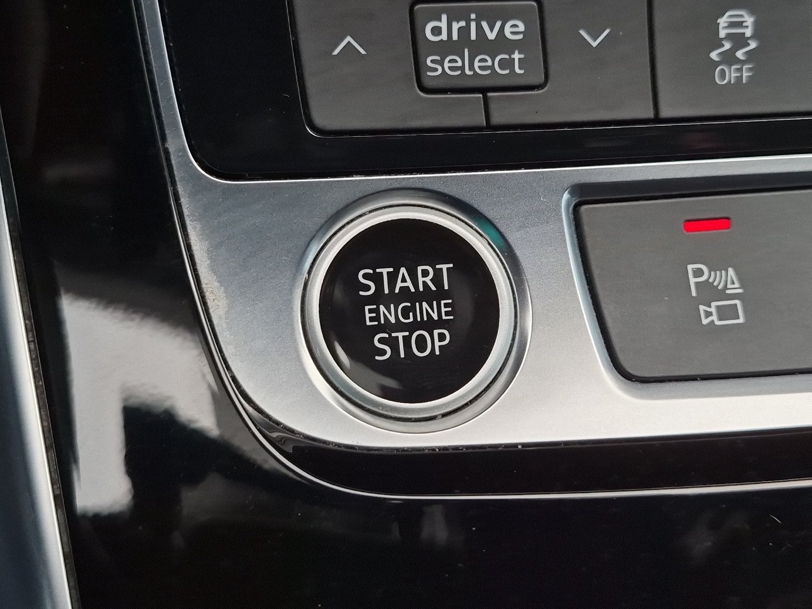 2022 Audi Q8 55 Premium Plus quattro