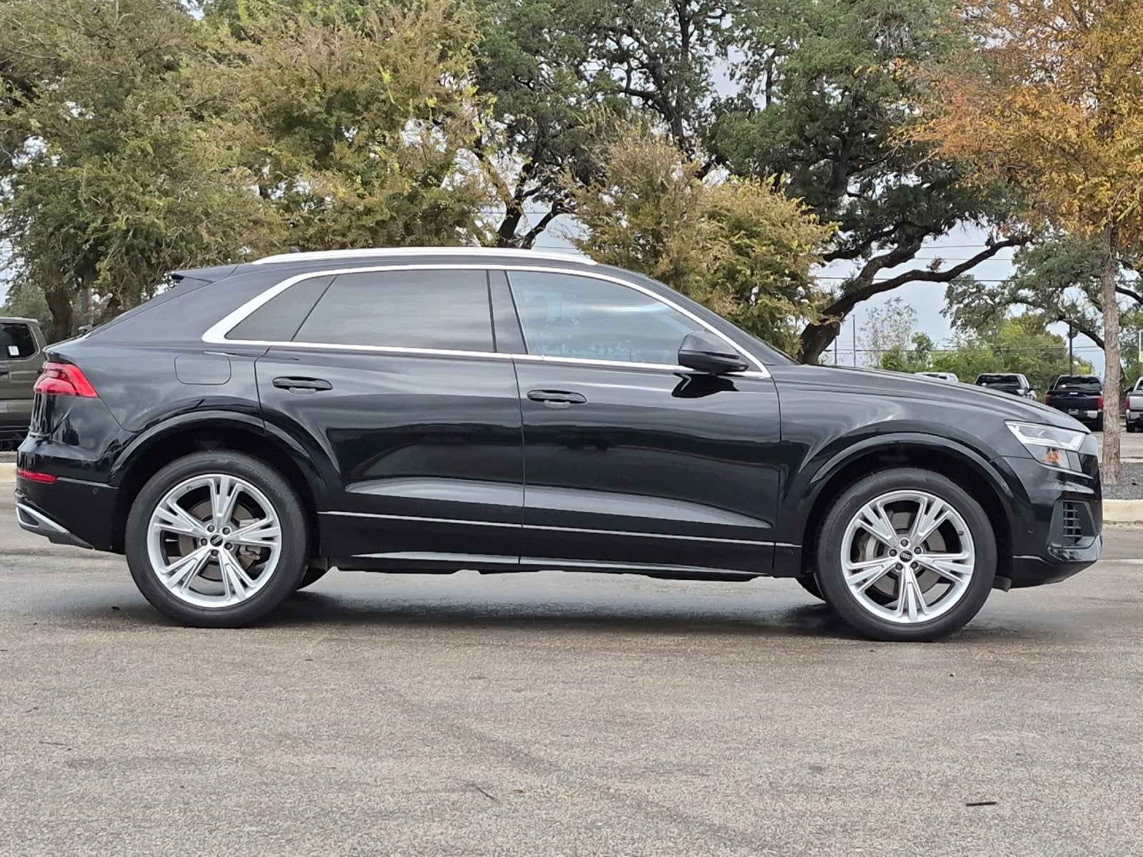 2022 Audi Q8 55 Premium Plus quattro