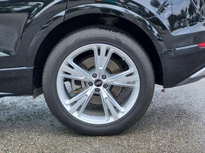 2022 Audi Q8 55 Premium Plus quattro