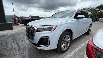 2025 Audi Q7 45 Premium Plus quattro