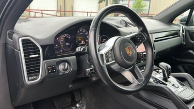 2021 Porsche Cayenne E-Hybrid Base