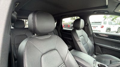 2021 Porsche Cayenne E-Hybrid Base