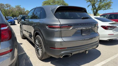 2021 Porsche Cayenne E-Hybrid Base