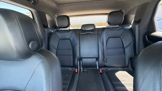 2021 Porsche Cayenne E-Hybrid Base