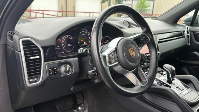 2021 Porsche Cayenne E-Hybrid Base