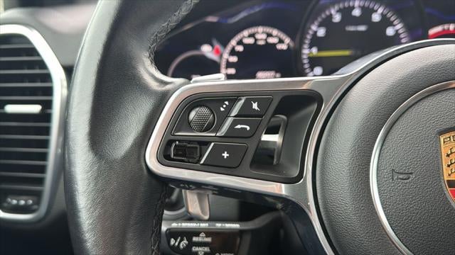 2021 Porsche Cayenne E-Hybrid Base