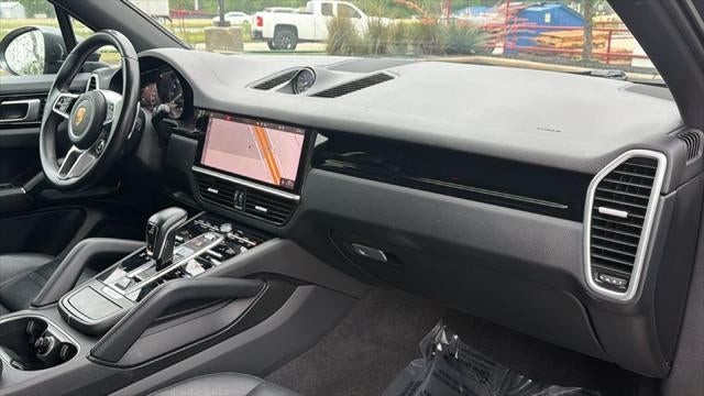 2021 Porsche Cayenne E-Hybrid Base