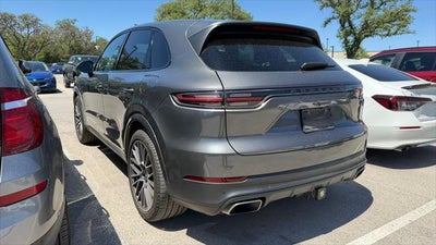 2021 Porsche Cayenne E-Hybrid Base