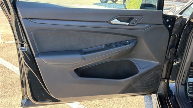 2024 Volkswagen Golf GTI 2.0T S