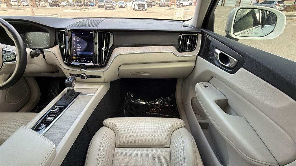 2021 Volvo XC60 T5 Inscription