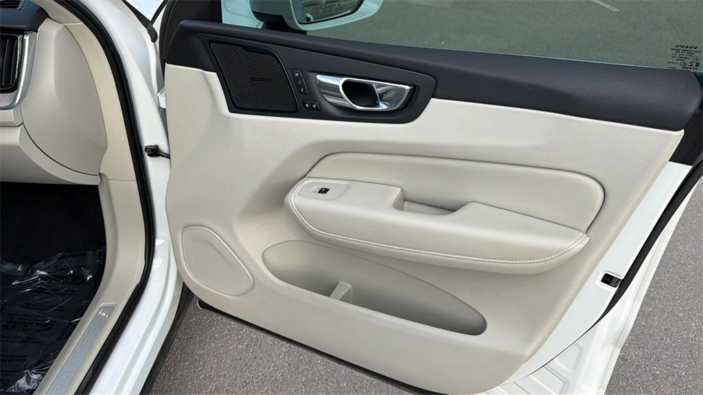 2021 Volvo XC60 T5 Inscription