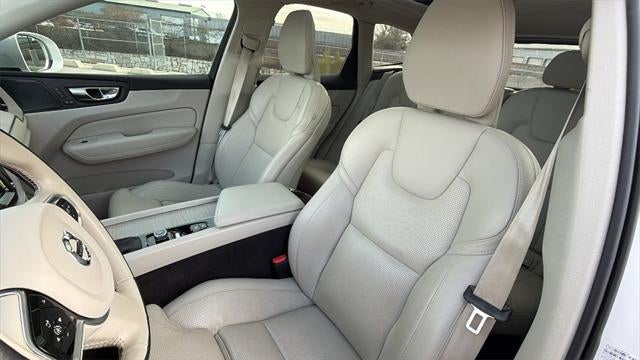 2021 Volvo XC60 T5 Inscription