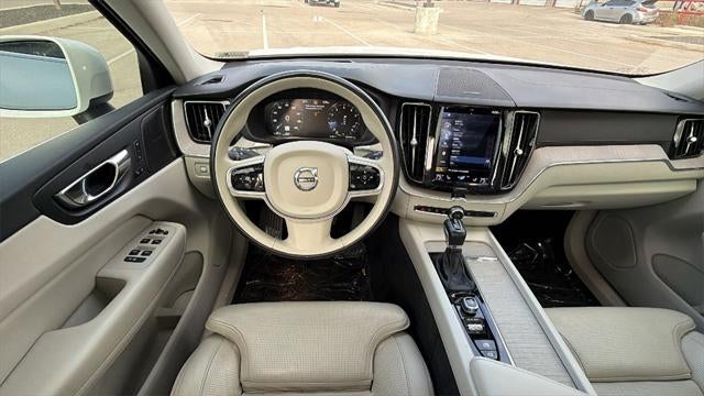 2021 Volvo XC60 T5 Inscription